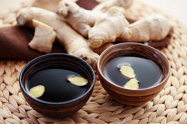 v-menyu-polnykh-lyudey-obyazatelno-dolzhen-byt-svezhiy-ili-sukhoy-koren-imbirya