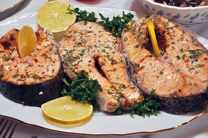 1461825355_steyk-iz-ryby-recept4