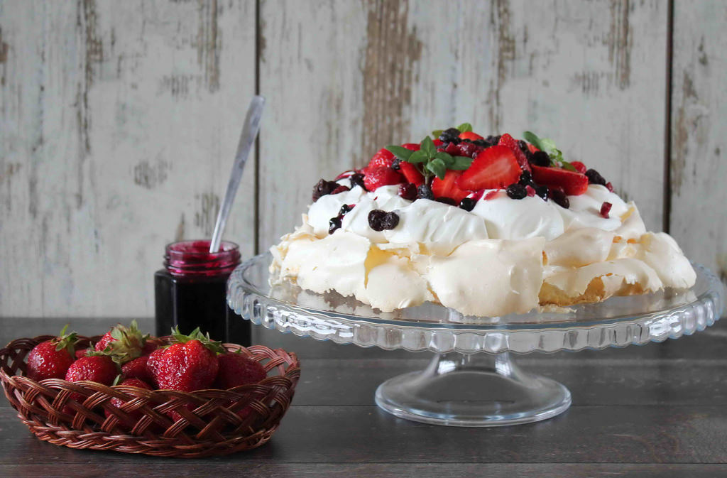 desert-tort-s-beze-pavova-recept-s-foto-2