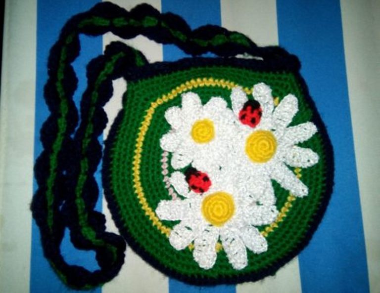 detskaia-sumochka-kriuchkom-master-class-19-500x386