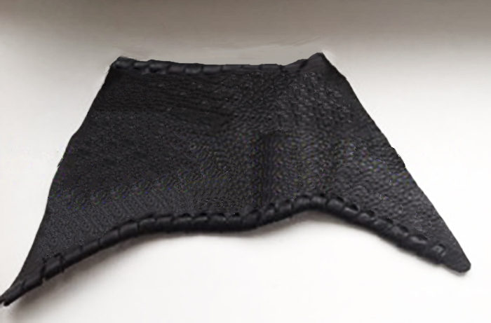 domasnay-obuv-tapochki-iz-kozhi-probit-roshit-kozhanoi-lentoi