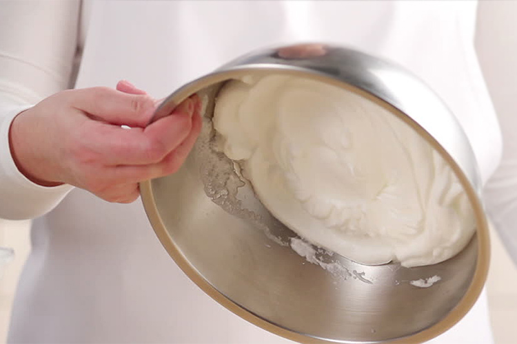 kak-pravilno-vzbit-belki