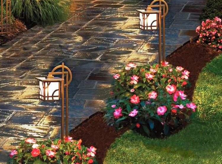 landshaftnoe-osveshchenie-svetilniki-750x555