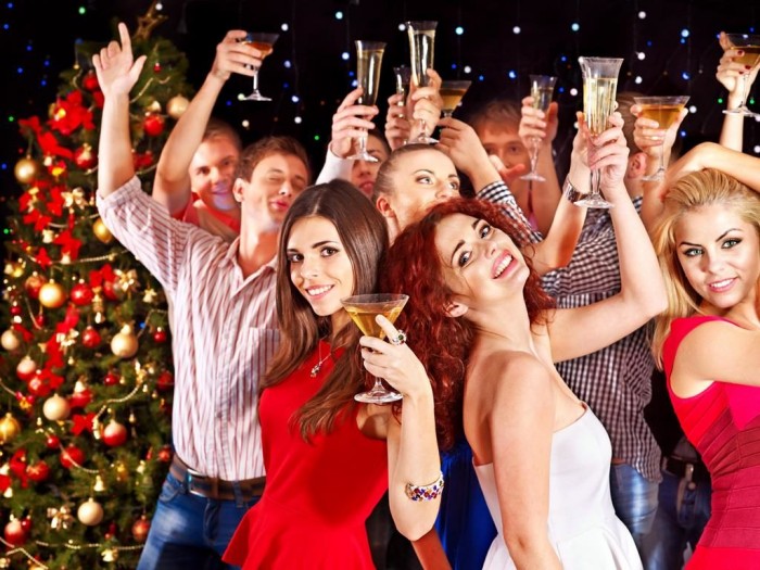 novogodniy-korporativ-v-kafe-bristol-1024x768-700x525