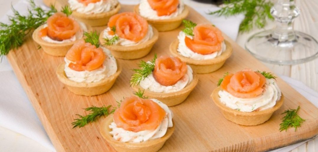 tartaletki-s-semgoi-i-syrom_1486659719_ogv2_og