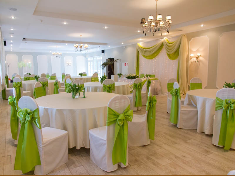 ukrashenie-zala-na-svadbu_1b