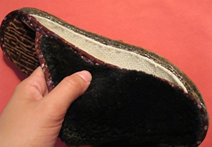 vikroiki-s-razmerami-tapochek-domashnih-master-klass-skleit-podoshvu-i-verh-tapochka-po-perimetru