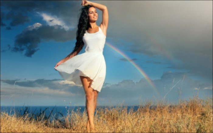 счастливая девушка