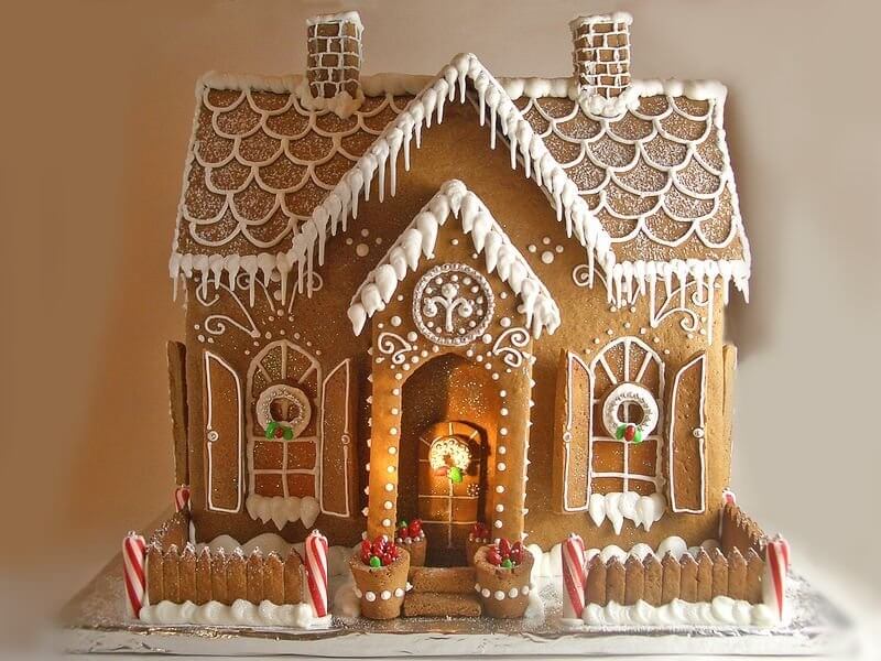 54738-large-gingerbread-house_zpsaa5da640