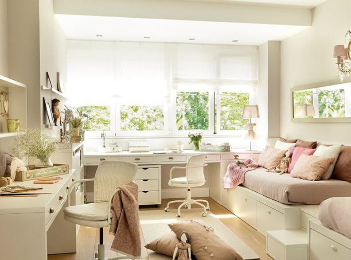 dva-detskih-rabochih-mesta-2-790x585