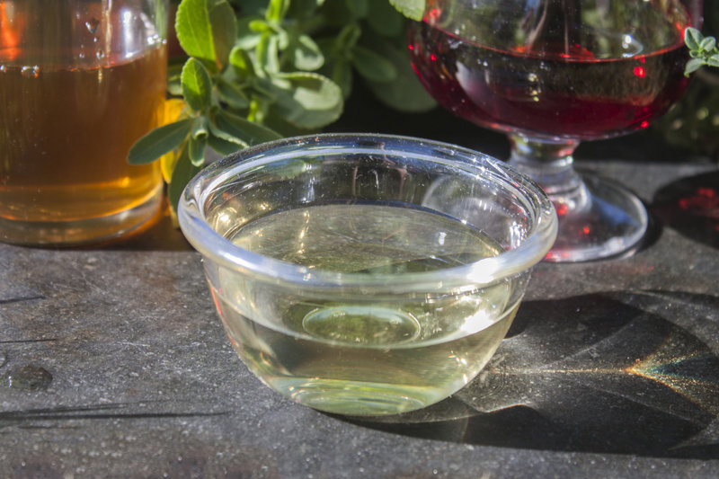 yablochnyj-uksus-recept-prigotovleniya-v-domashnix-usloviyax_08