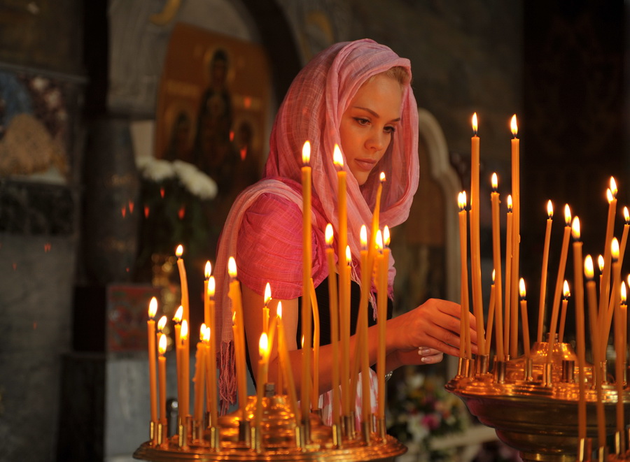 Поставить свечку в храме