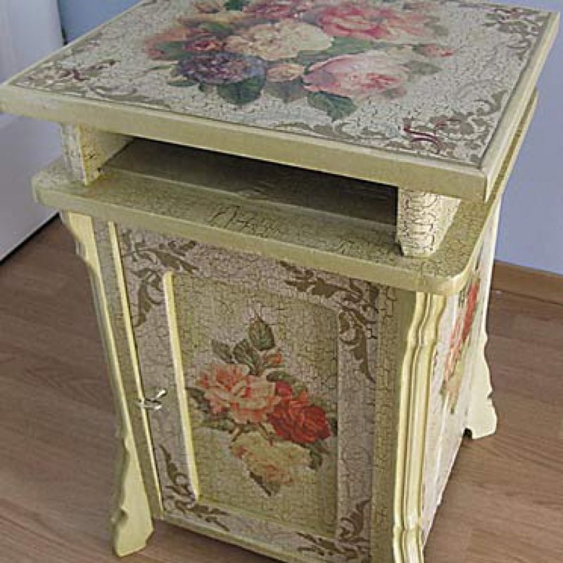 Картинки по запросу состаренная мебель декупаж