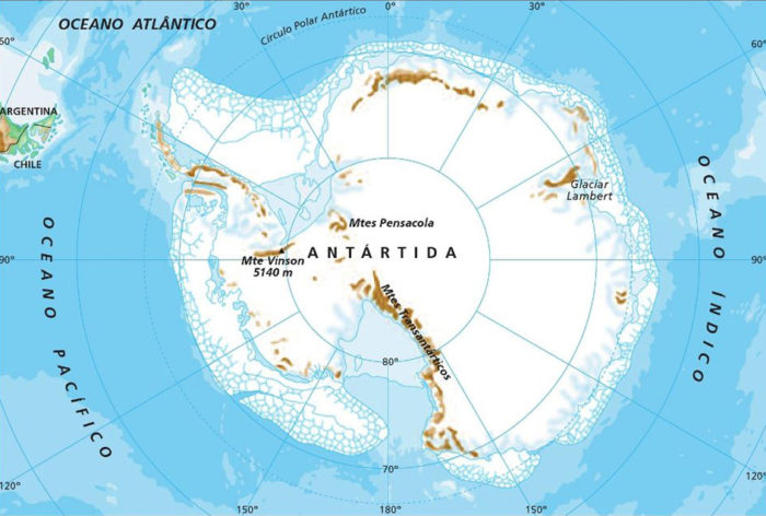 ESPAÇOS GEOGRÁFICOS MUNDIAIS. ANTÁRTIDA. A Antártida é 5.º menor continente do mundo; Trata-se de um continente desabitado devido ao frio intenso; Pouco rico nas formas de relevo: destacam-se as calotas polares, os glaciares e os icebergues. Mapa hipsométrico da Antártida.