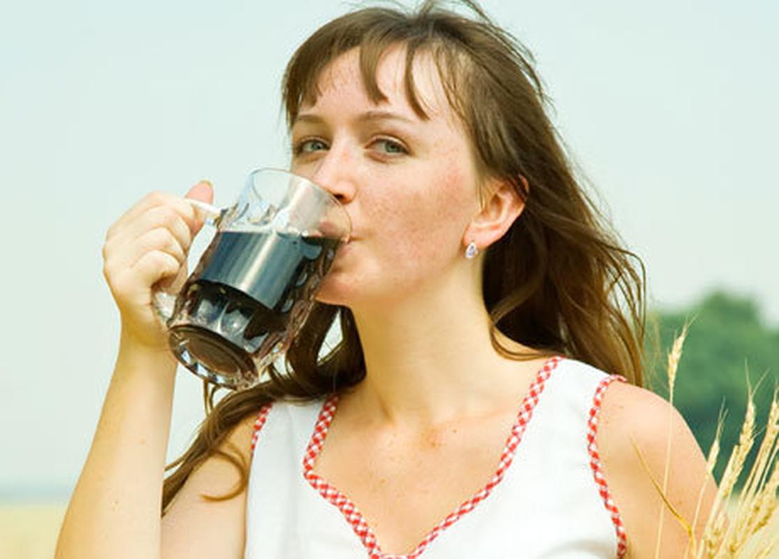 Еще одна категория людей, употребление кваса для которых может быть опасным - аллергики. 