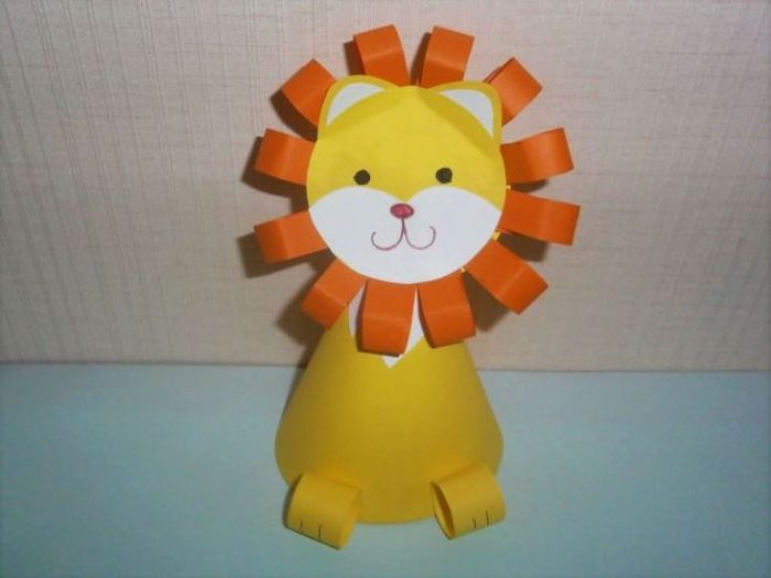 foto15_prikleim_lapy_k_tulovishchu_lva