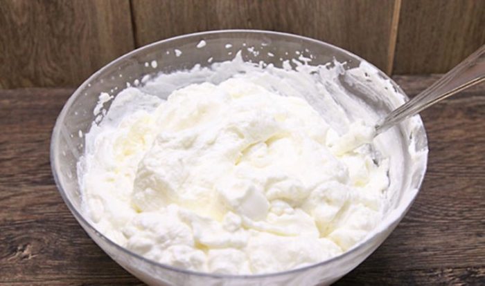 krem-dlya-torta-krasnyy-barkhat