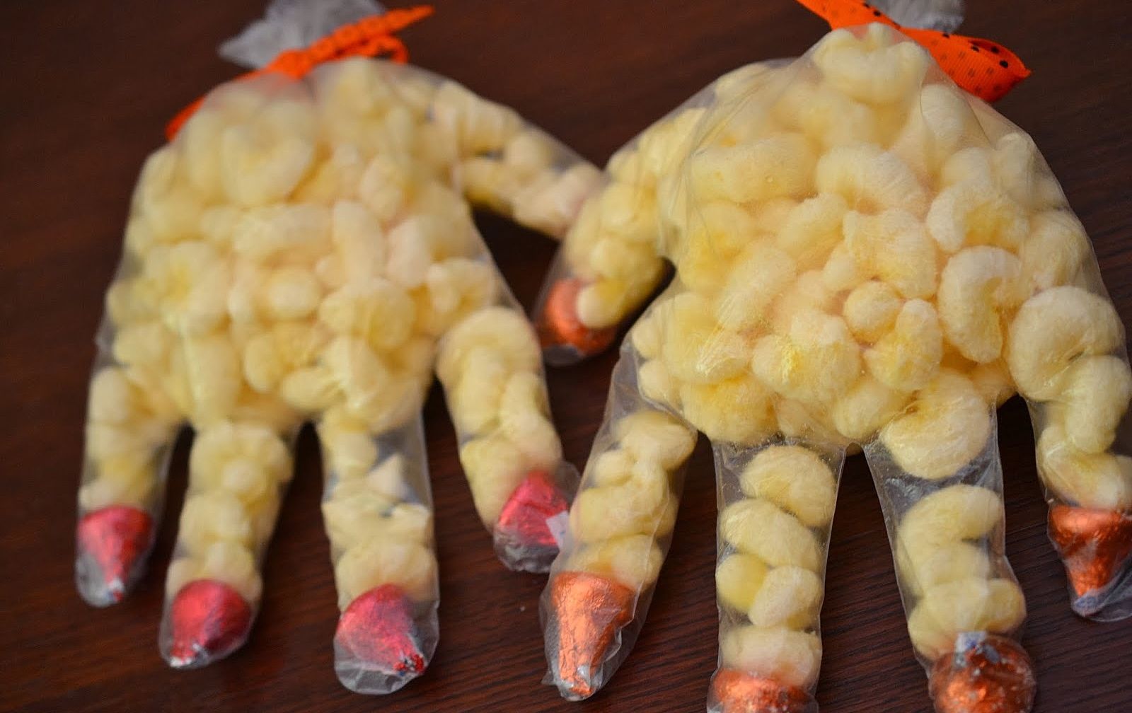 sladkij-podarok-svoimi-rukami-1463