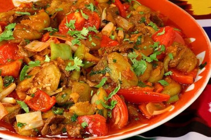 baklazhany-tushenye-s-myasom-v-multivarke