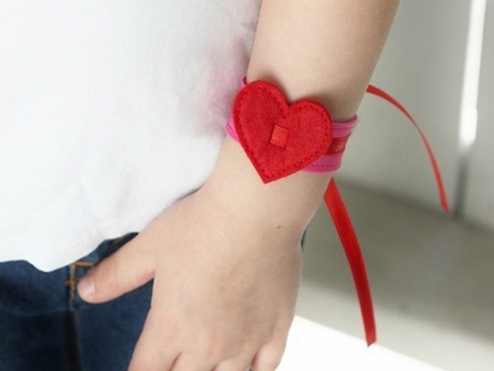 braslet-s-serdechkom