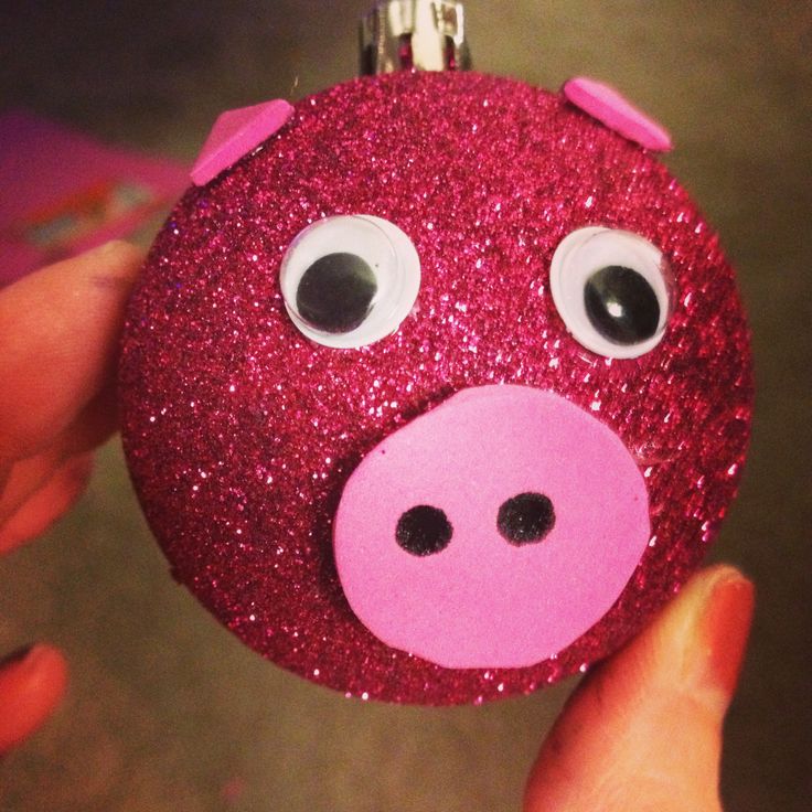 ceb0a2a377d62af18a57abb689372dbe-themed-christmas-trees-christmas-ornaments