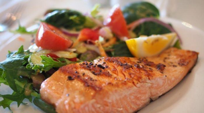 salmon-518032_1280-800x445