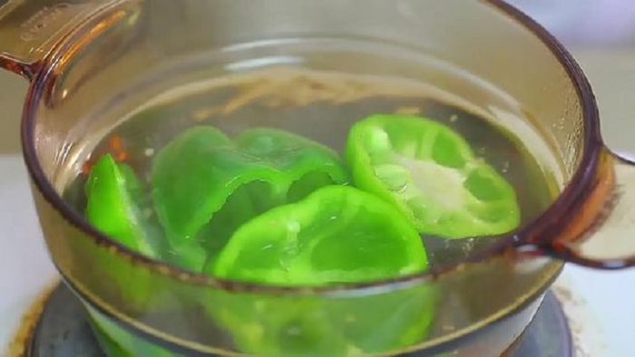 550px-cook-stuffed-peppers-step-3-preview