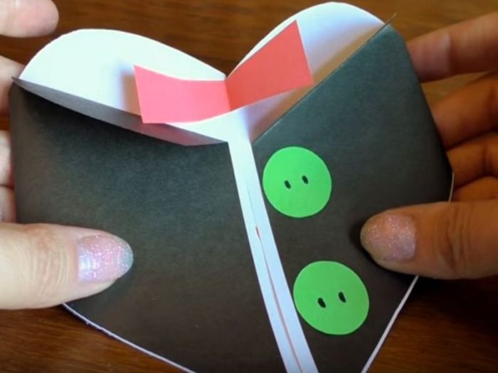 otkritka-na-23-fevralya-iz-bymagi-1