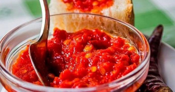 adzhika_na_zimu_luchshie_recepty