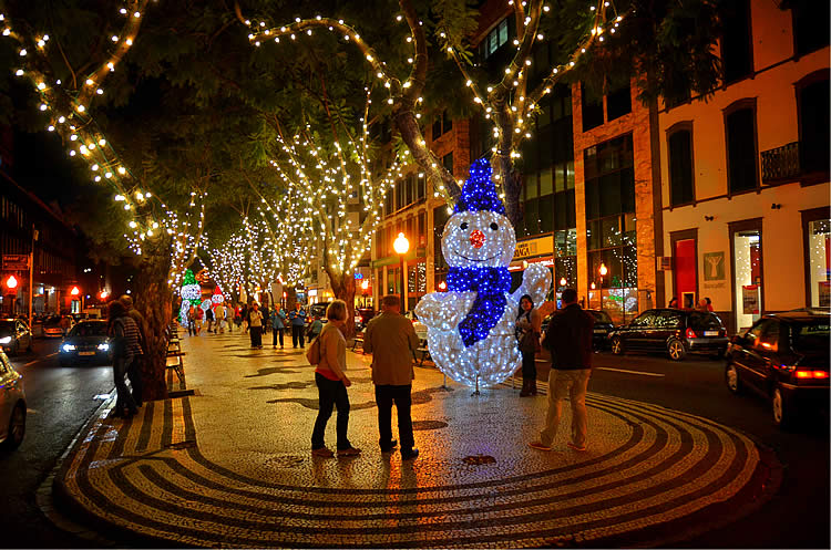 decoracao-de-natal-funchal-credito-turismo-da-ilha-da-madeira