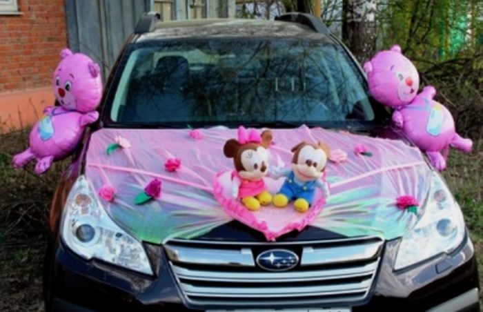 mashina-doch4-s-igrushk