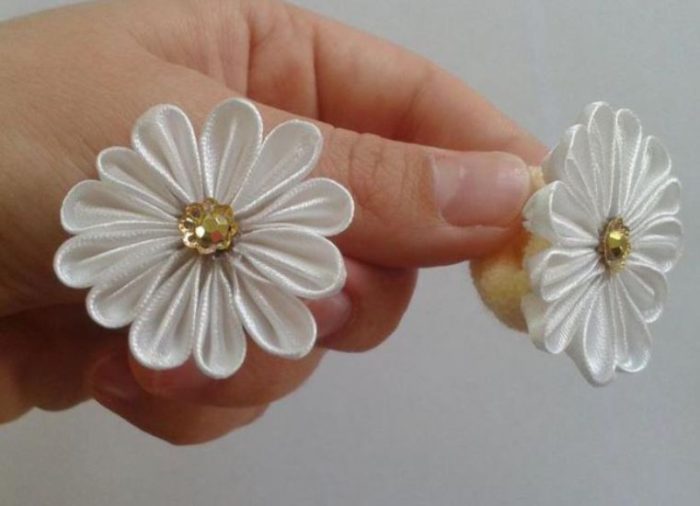 romashka_kanzashi