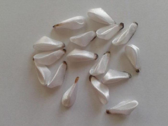 romashka_kanzashi_12