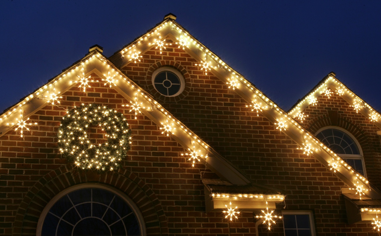 подсветка для дома уличная новогодняя