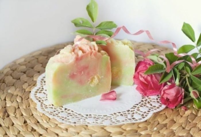 kak-sdelat-mylo-ruchnoj-raboty_04-650x444