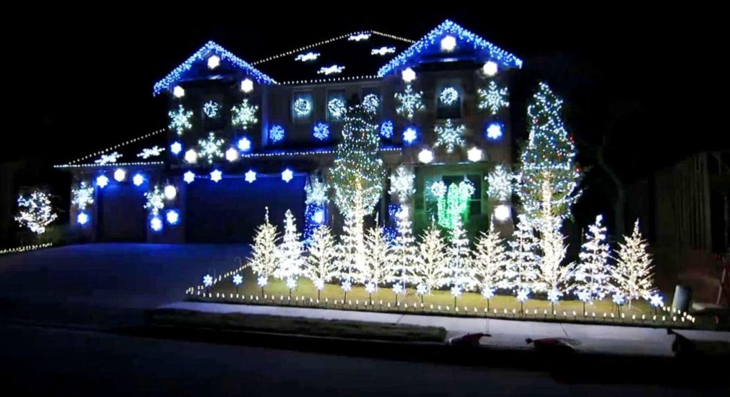 podstvetka-doma-na-novyj-god