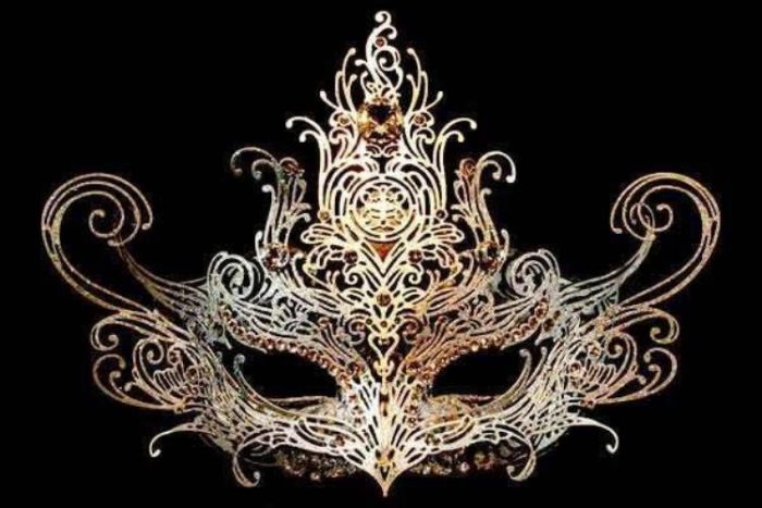 top-15-stilnykh-masok-na-novogodnijj-bal-maskarad-_202196_sml600