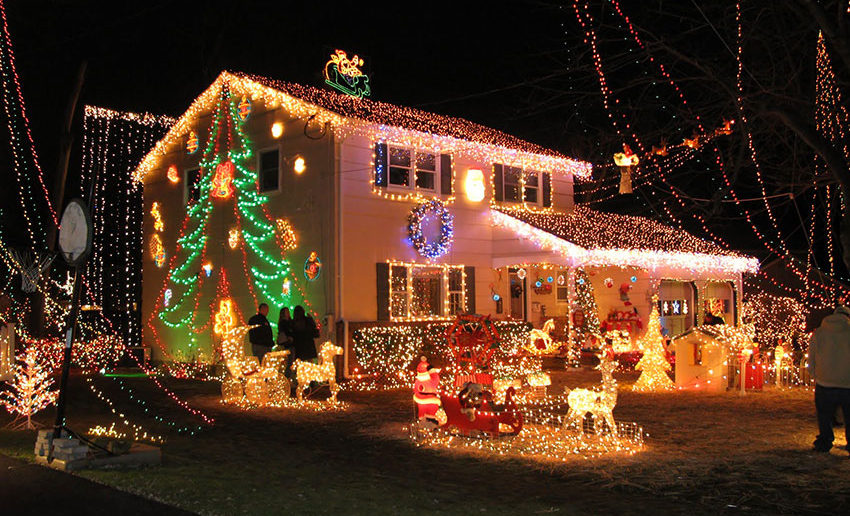 ykrashenie-domov-na-rozhdestvo-v-amerike