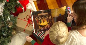 943_65650ec65872bd0a1d373bebe80dc54d