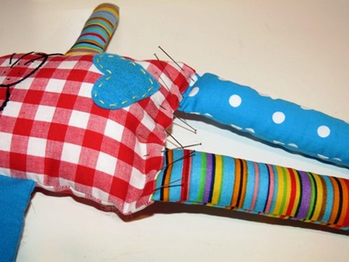 bernie-the-cat-toy-free-sewing-pattern_step-9