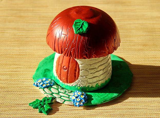 Ð¡Ð°Ð´Ð¾Ð²Ð°Ñ ÑÐ¸Ð³ÑÑÐºÐ° ÑÐ²Ð¾Ð¸Ð¼Ð¸ ÑÑÐºÐ°Ð¼Ð¸