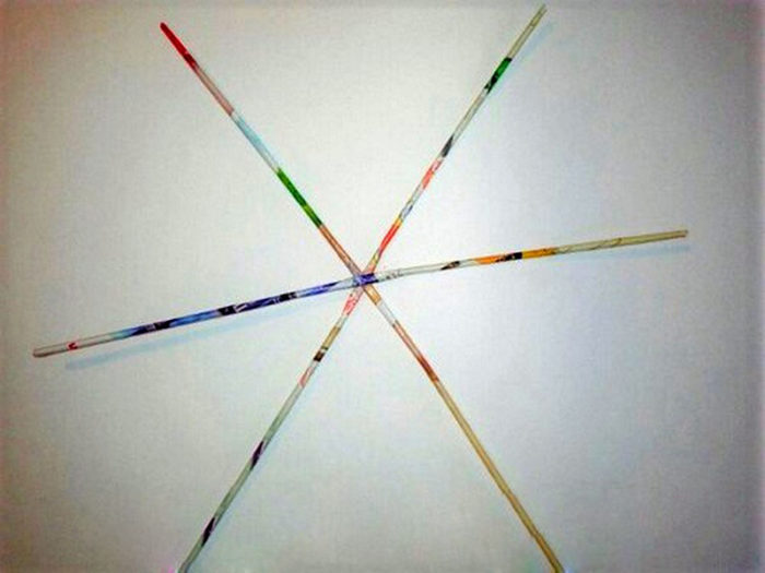 venok-iz-bumazhnyih-trubochek01