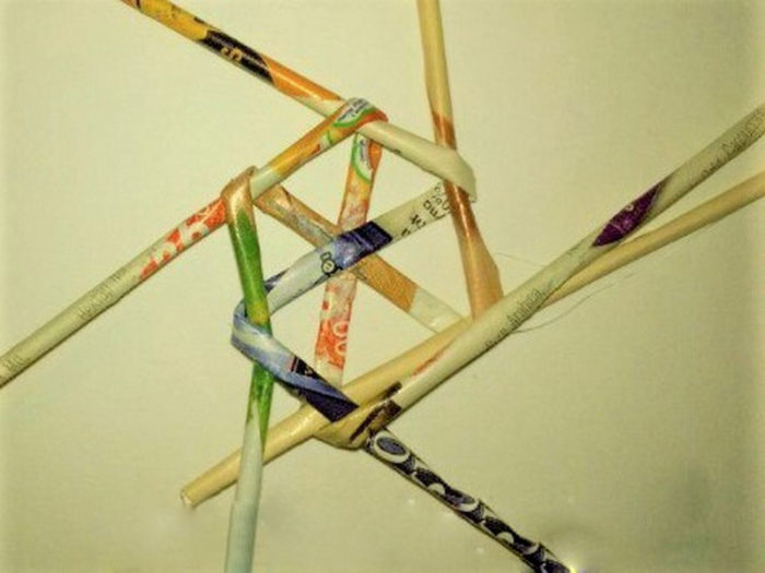 venok-iz-bumazhnyih-trubochek04