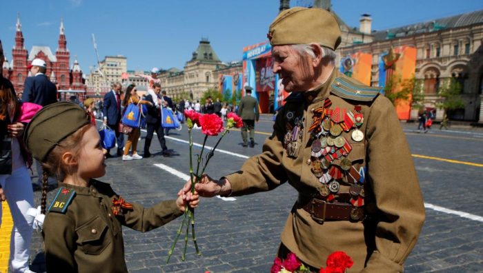 2018-05-09t102804z_2071826386_rc1129b75250_rtrmadp_3_ww2-anniversary-russia-parade