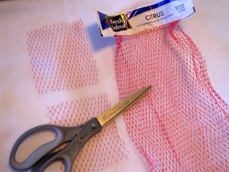 c9w-making-hearts-that-mesh-cutting-web