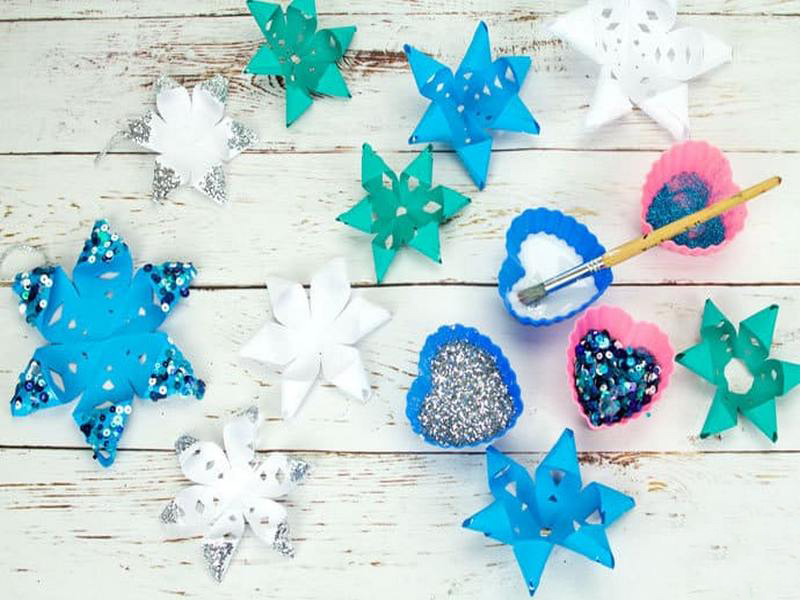 step-7-3d-snowflake-craft