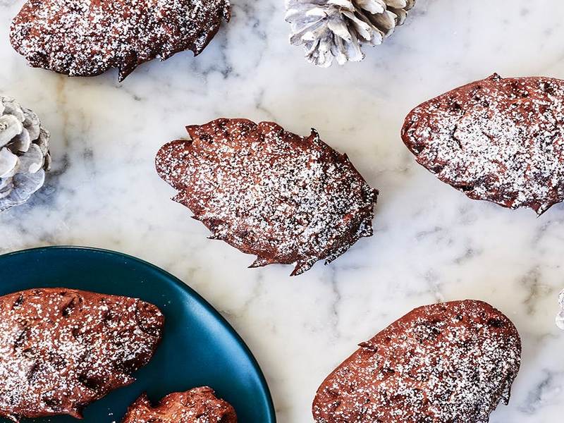 chocolate-pine-cone-rolls-recipe