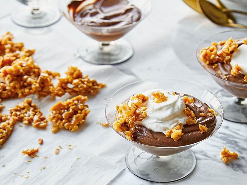 chrissy-teigen-three-ingredient-chocolate-mousse-recipe
