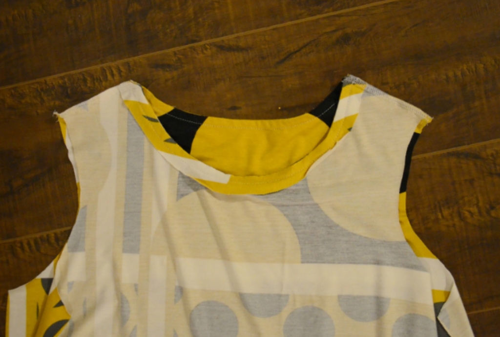 kak-sshit-plate-bez-vykrojki-poshagovyj-master-klass-s-foto-10_1024x692