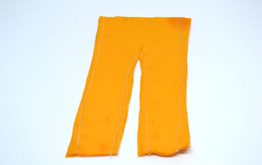 v4-900px-make-clothes-for-your-doll-step-17